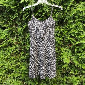 Trina Turk size 4 dress